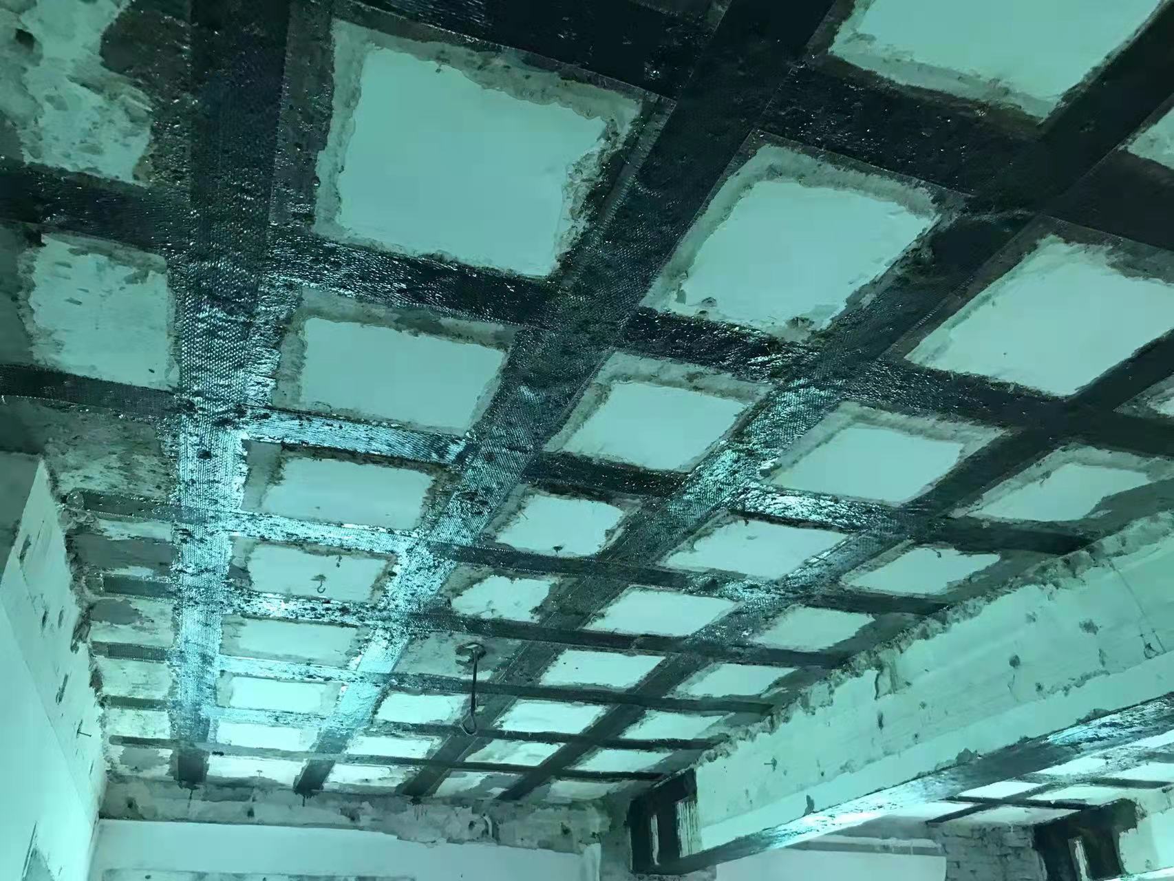 宝兴粘碳纤维布施工工艺